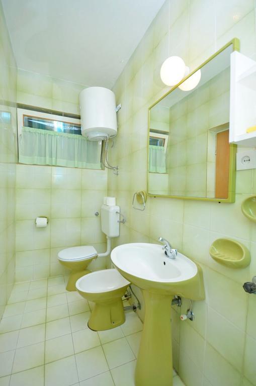 Apartments Secret Garden Водице Екстериор снимка