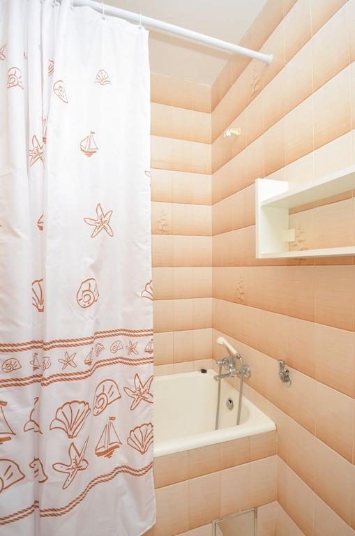 Apartments Secret Garden Водице Екстериор снимка